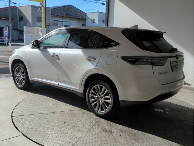 TOYOTA HARRIER 2WD 2014