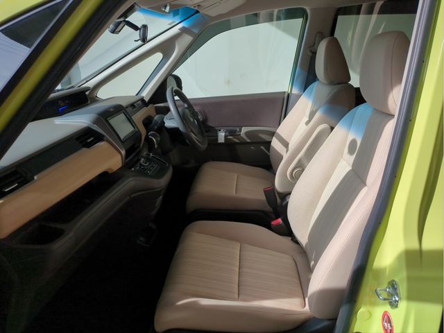 HONDA FREED 2018