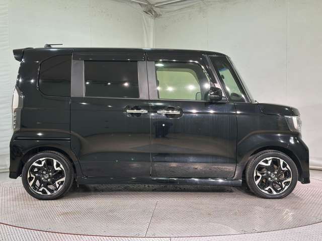 HONDA N BOX CUSTOM 2017