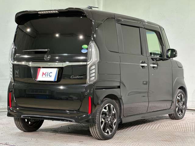 HONDA N BOX CUSTOM 2017