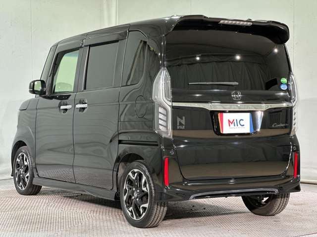 HONDA N BOX CUSTOM 2017