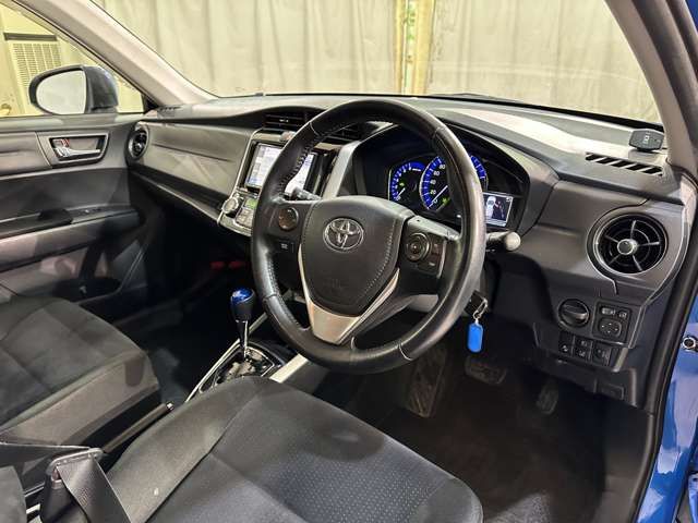 TOYOTA COROLLA FIELDER HYBRID 2017
