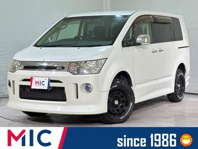 MITSUBISHI DELICA D:5 4WD 2010