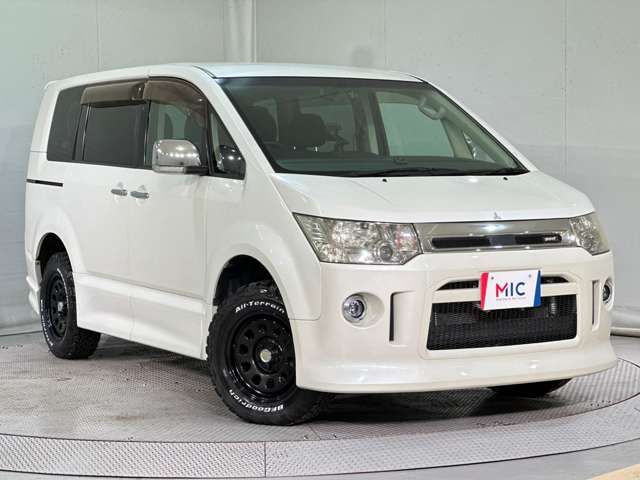 MITSUBISHI DELICA D:5 4WD 2010