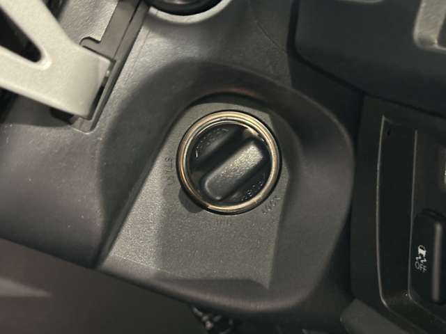 MITSUBISHI DELICA D:5 4WD 2010