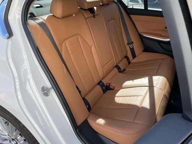 BMW BMW 3series sedan 2021