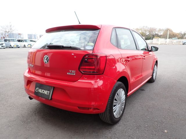 VOLKSWAGEN VOLKSWAGEN POLO 2015