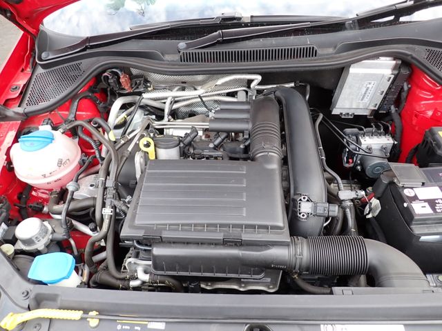 VOLKSWAGEN VOLKSWAGEN POLO 2015