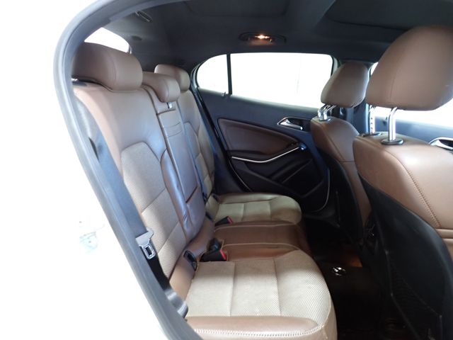 MERCEDES BENZ MERCEDES BENZ GLA class 2014