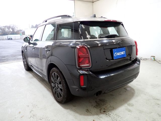 BMW MINI COOPER D CROSSOVER 2021