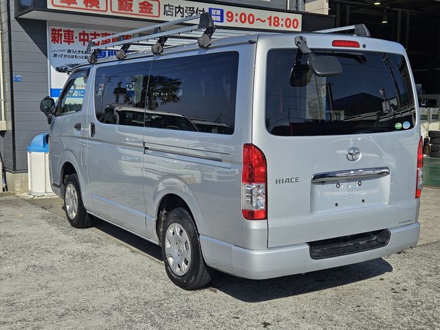 TOYOTA HIACE van 2WD 2020