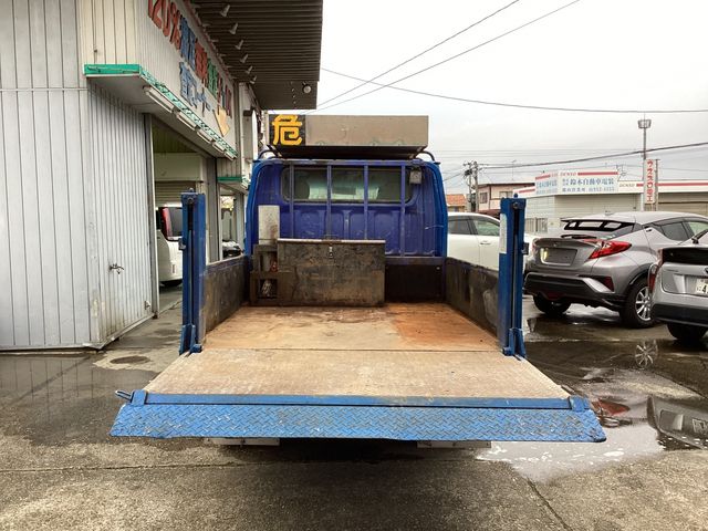 MITSUBISHI CANTER 2013