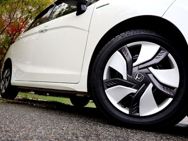 HONDA FIT HYBRID 2014