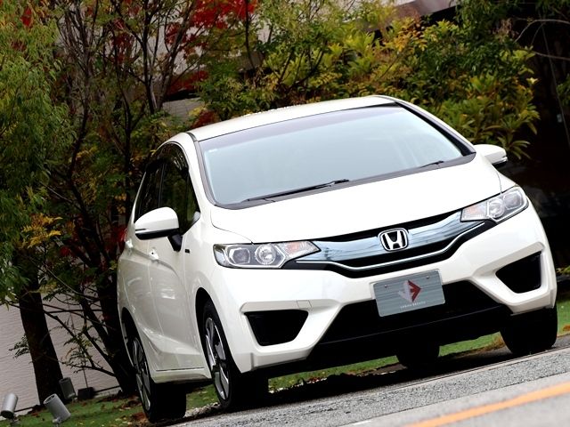 HONDA FIT HYBRID 2014