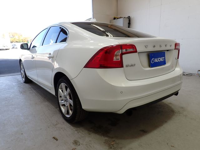 VOLVO VOLVO S60 2015