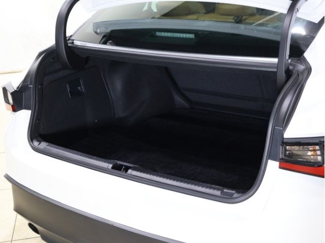 TOYOTA LEXUS IS300h AWD 2023