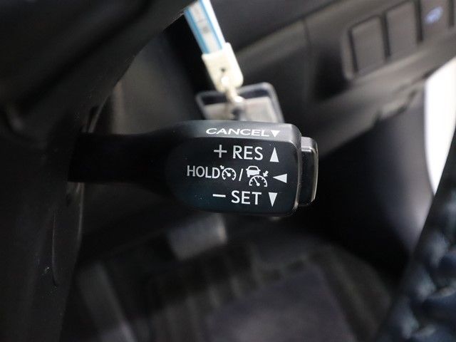 TOYOTA HARRIER 2WD 2017