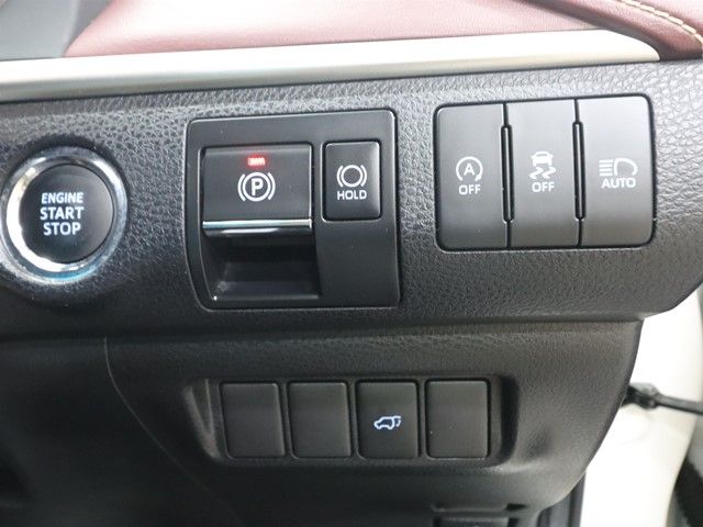 TOYOTA HARRIER 2WD 2017