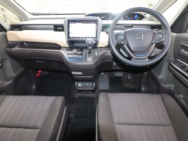 HONDA FREED 2018