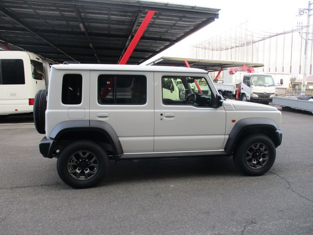 SUZUKI JIMNY NOMADE 2025