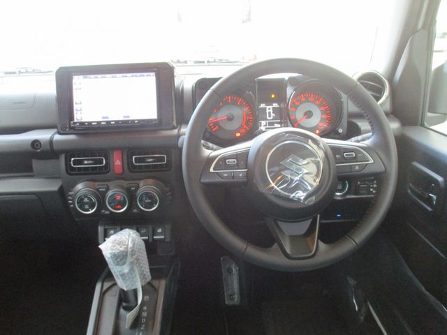 SUZUKI JIMNY NOMADE 2025