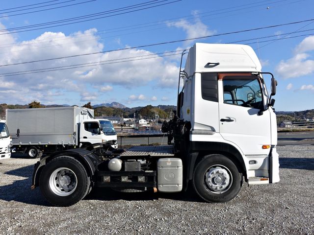NISSAN DIESEL Quon 2012