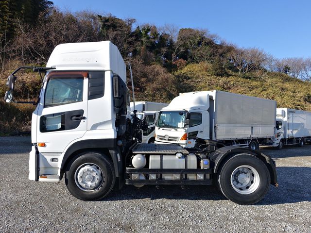 NISSAN DIESEL Quon 2012