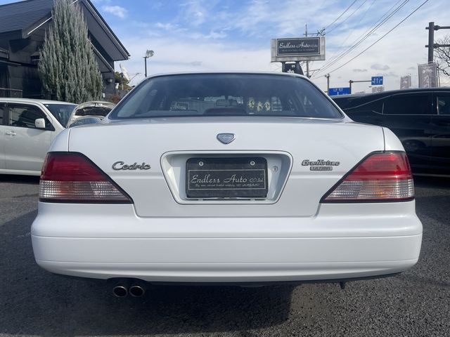 NISSAN CEDRIC hardtop 1996