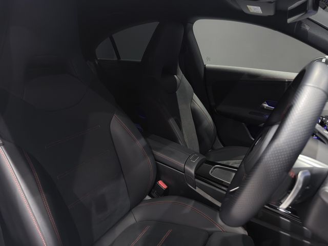 MERCEDES BENZ MERCEDES BENZ CLA class 2024