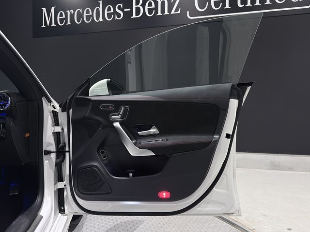 MERCEDES BENZ MERCEDES BENZ CLA class 2024