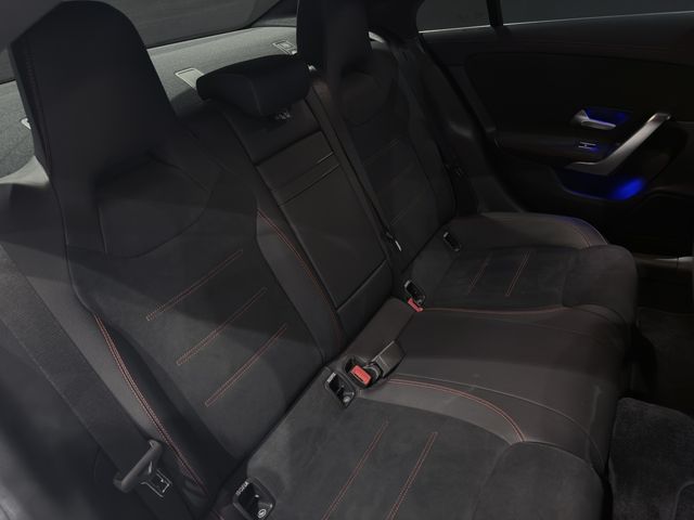 MERCEDES BENZ MERCEDES BENZ CLA class 2024