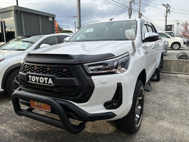 TOYOTA HILUX 4WD 2021