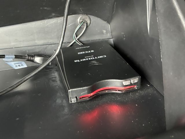 TOYOTA HILUX 4WD 2021