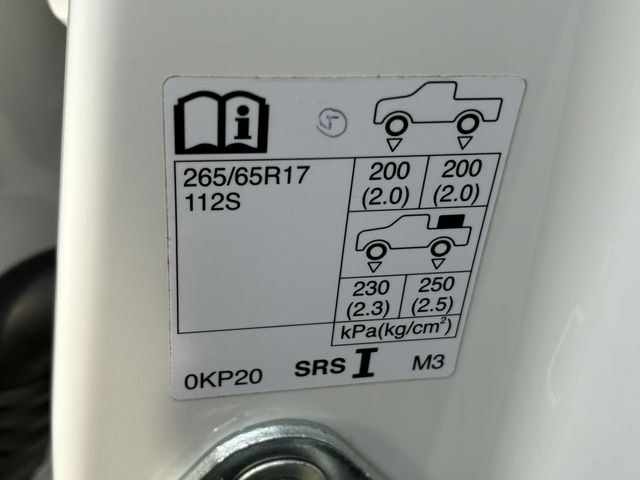 TOYOTA HILUX 4WD 2021