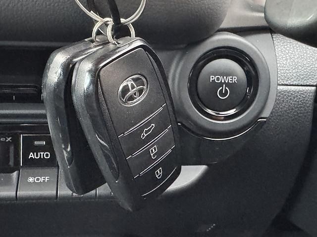 TOYOTA CROWN SPORT 2023