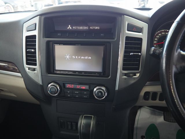 MITSUBISHI PAJERO wagon 2014