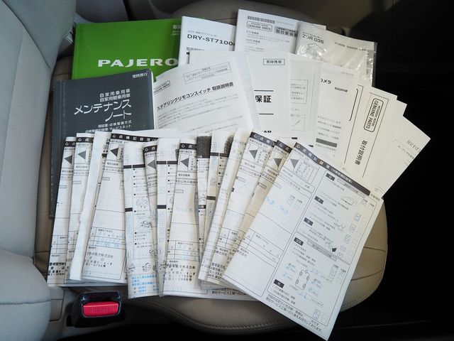 MITSUBISHI PAJERO wagon 2014