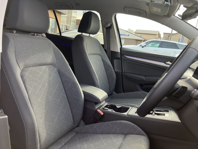 VOLKSWAGEN VOLKSWAGEN GOLF VARIANT 2023