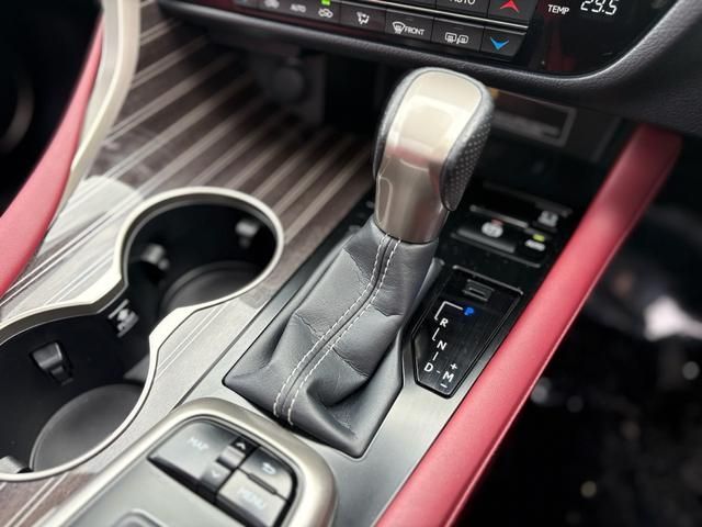 TOYOTA LEXUS RX300 2018