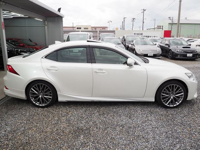 TOYOTA LEXUS IS300h AWD 2015