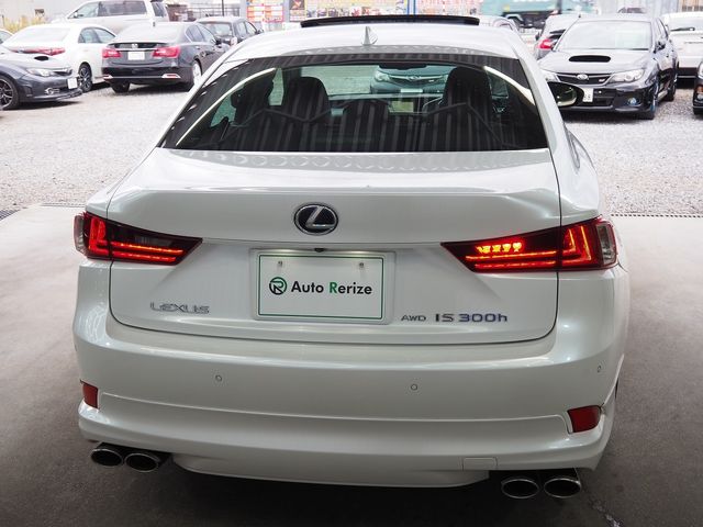 TOYOTA LEXUS IS300h AWD 2015