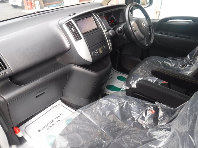 NISSAN SERENA  WG 2009