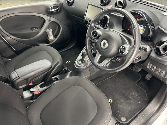 MCC SMART FORFOUR 2017