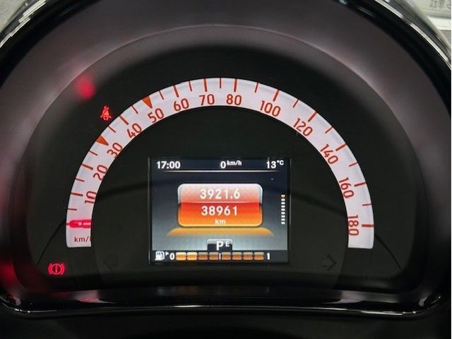 MCC SMART FORFOUR 2017