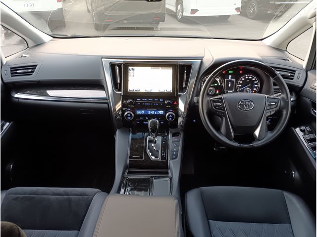 TOYOTA VELLFIRE  HYBRID 4WD 2015