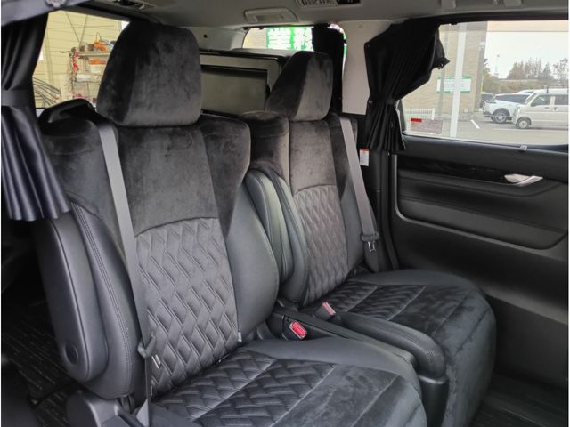 TOYOTA VELLFIRE  HYBRID 4WD 2015