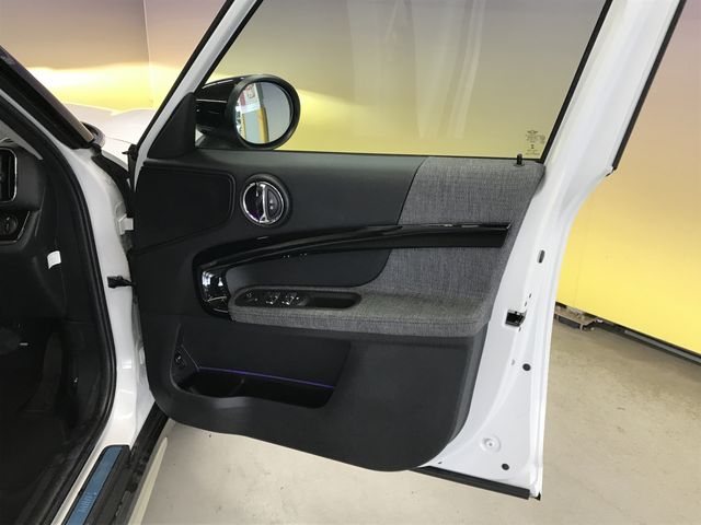 BMW MINI COOPER D CROSSOVER 2023