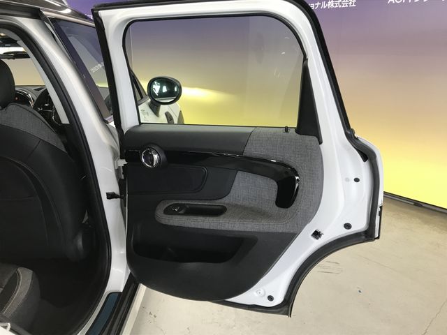 BMW MINI COOPER D CROSSOVER 2023