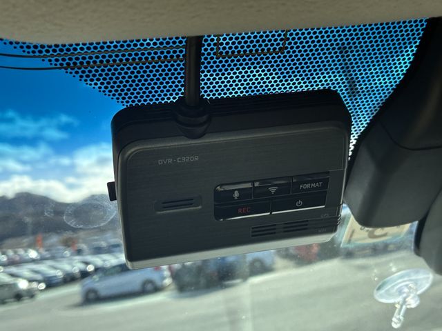 TOYOTA LANDCRUISER PRADO 2023