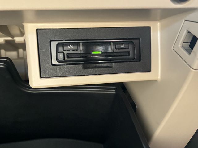 TOYOTA LANDCRUISER PRADO 2023